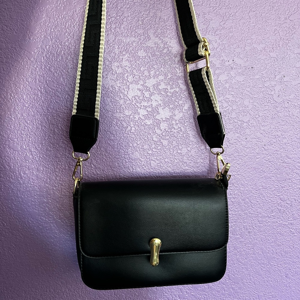 brand new cross body bag!!!